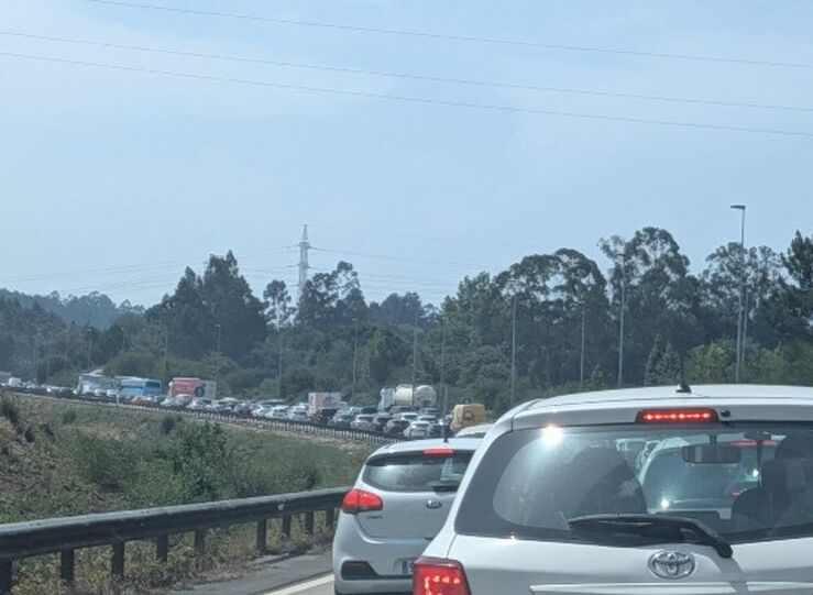 DGT pide precaucin al volante ante eclipse prev 400000 y 15 millones desplazamientos