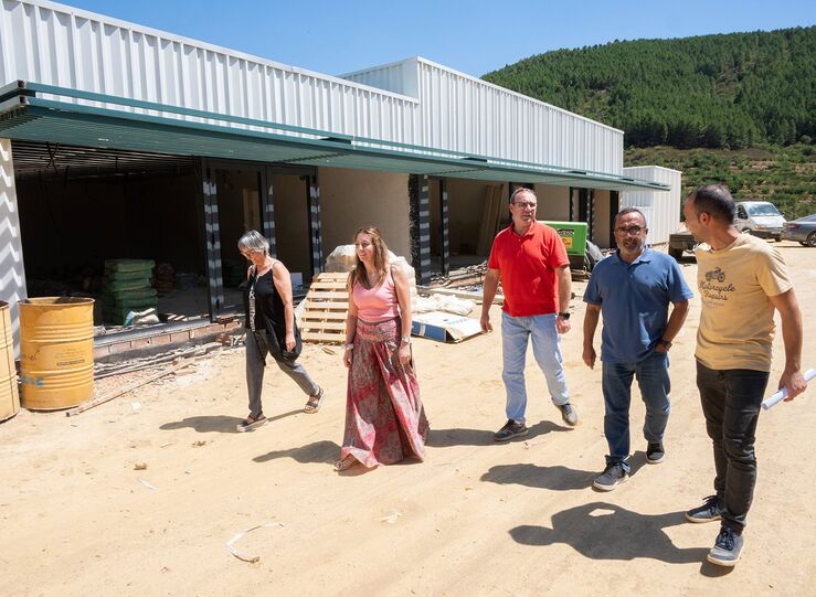 Miguel Angel Morales visita obras cofinanciadas por la institucin en Las Hurdes