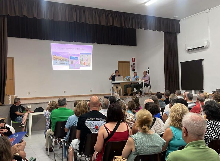 Presentacin del libro Zarza la Mayor Memoria histrica y paisaje de un pueblo fronterizo
