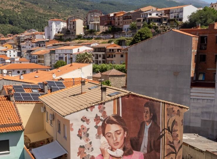 Muro Crtico suma 21 nuevas obras a su mapa de arte urbano en la provincia de Cceres