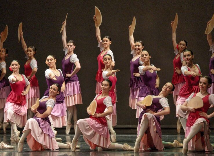 Convocadas pruebas de acceso a Danza Espaola para el prximo curso en Extremadura