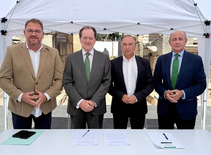Convenio Colaboracin FIBE y Consorcio Mrida para la iluminacin del Teatro Romano