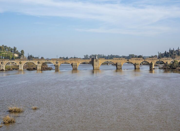 La CHG adapta las condiciones de navegacin en el tramo urbano de Badajoz