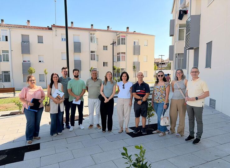 Junta invierte ms de 829000 euros en rehabilitacin energtica de 40 VPO en Miajadas