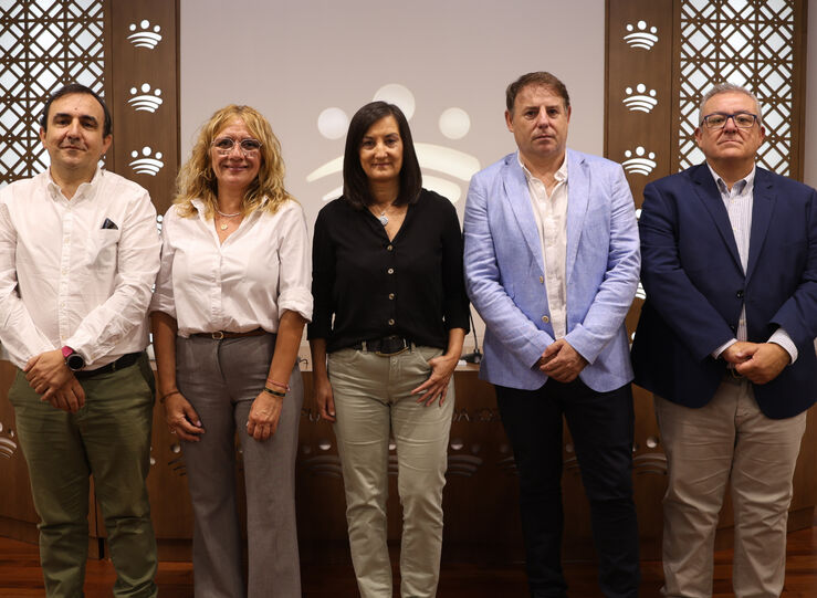 Diputacin Badajoz destina 5 millones en digitalizar y robotizar sector agroalimentario