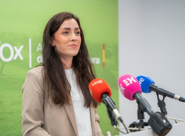 Ins Checa y Andrs Barrera sern los candidatos de Vox al Senado por Cceres y Badajoz