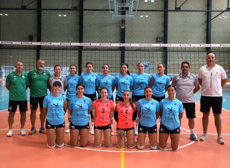 Buenas sensaciones del Voleybol Arroyo en ltimo partido amistoso antes del inicio de liga