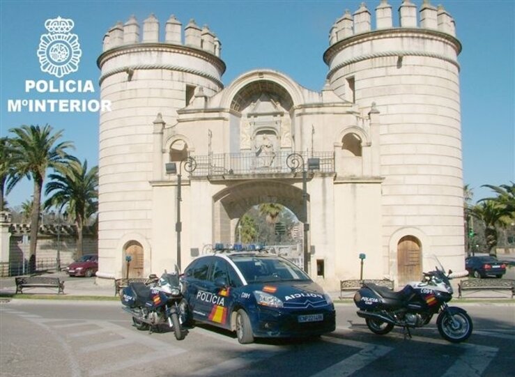 Badajoz muestra su apoyo a los cuerpos de seguridad