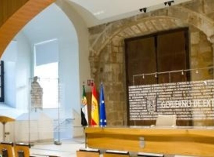 La Junta de Extremadura publica las declaraciones de actividades y bienes de altos cargos 
