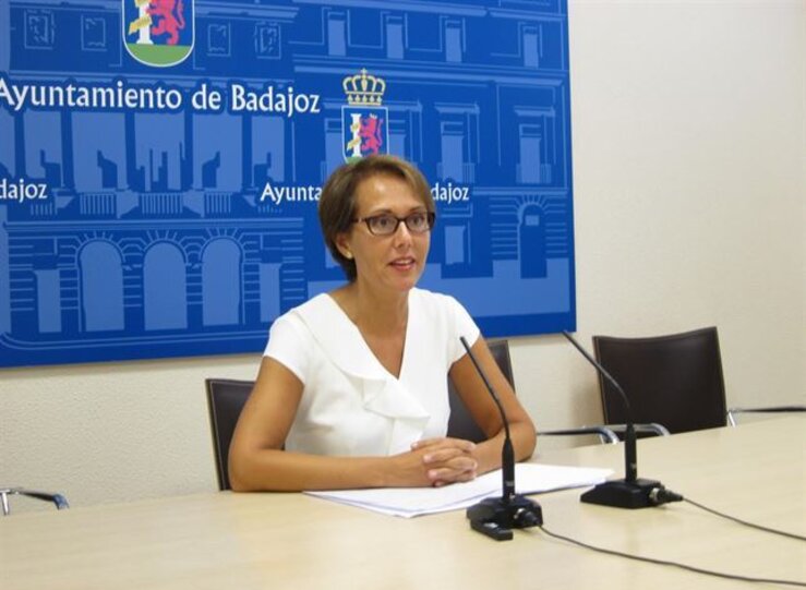 Badajoz pide a la Junta que asuma responsabilidades en los centros