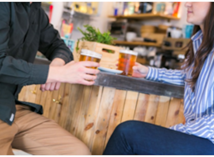 Caas Nochebuena y Nochevieja en Cceres tendrn dos horas menos msica y barra en calle