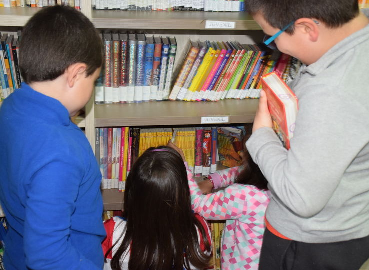 Asociacin de Amigos de Biblioteca realiza proyecto Libros Solidarios