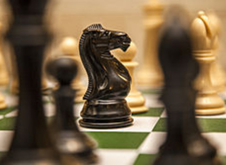 Los jvenes de Badajoz podrn jugar al ajedrez los viernes de noche en San Fernando 