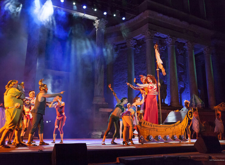 El Teatro Romano Mrida vibra al ritmo de Broadway