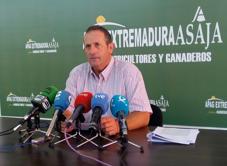 APAG Extremadura Asaja ve voluntad de dilogo entre partes para avanzar convenio campo