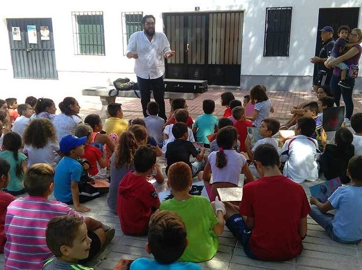 30 nios participan en ludoteca municipal veraniega de Zafra