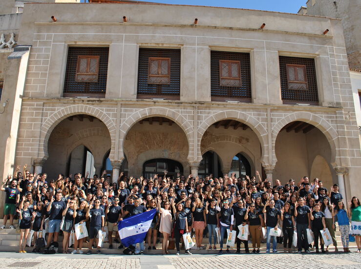 La UEx recibe a 330 estudiantes internacionales en Badajoz