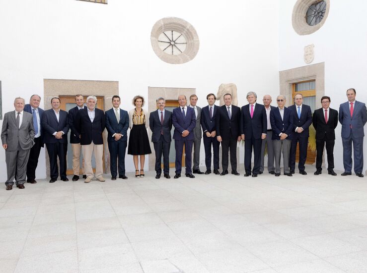 La CEEx se adhiere al Pacto Ferrocaril en Extremadura