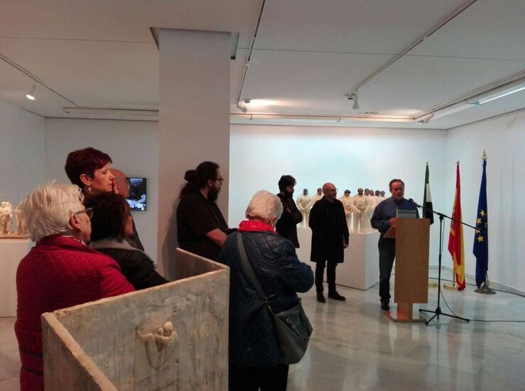 La obra escultrica Identitas se expone en Badajoz