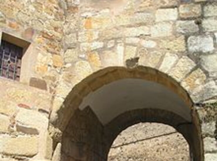 De la Serna visitar obras de restauracin de la muralla Cceres