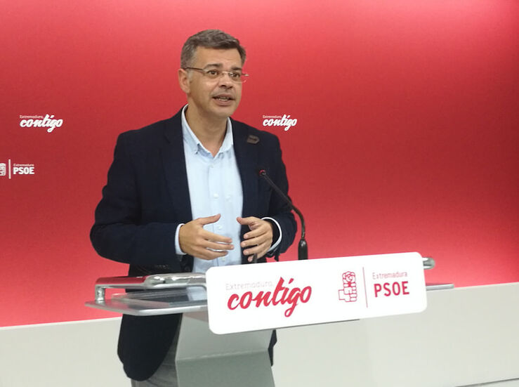 PSOE seala que la visita de Rajoy saca las vergenzas de Monago en el transporte  