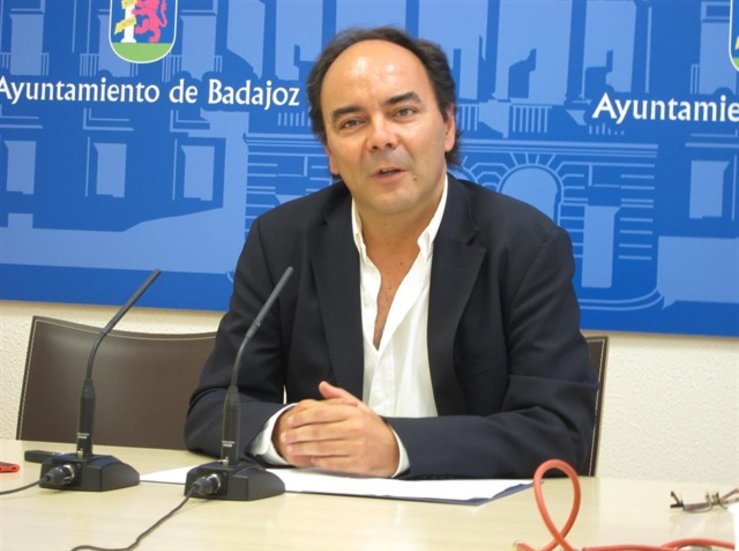 Badajoz pide a la diputacin paciencia sobre la autorizacin de la obra del Hospital