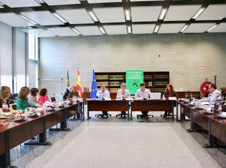 Consejo Asesor del Plan de Fomento de Lectura de Extremadura presenta un Plan Estratgico