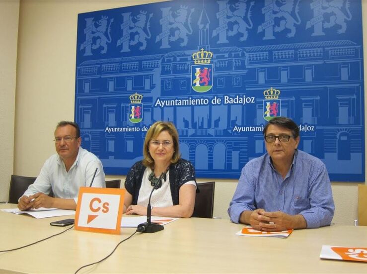 Cs Badajoz reclama centros de mayores para barriadas de Suerte de Saavedra y Las Vaguadas
