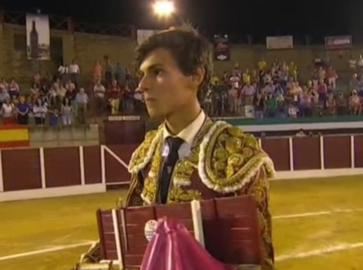 El novillero Carlos Domnguez gana el VI Certamen de Novilladas de la Diputacin Badajoz