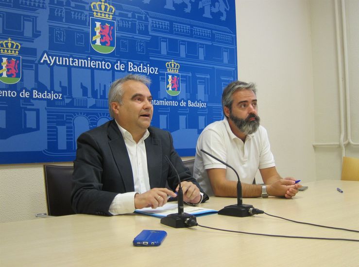Ayuntamiento Badajoz crea nueva tarifa del agua con bonificaciones para familias numerosas