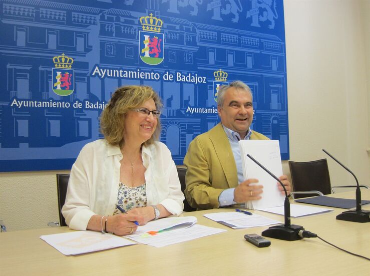 Fragoso confa en que el presupuesto del Ayuntamiento Badajoz pueda ver la luz este mes