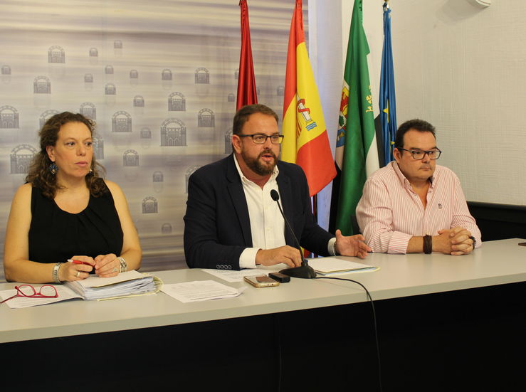 Ayuntamiento Mrida llega a principio de acuerdo con Vectalia para modificar contrato