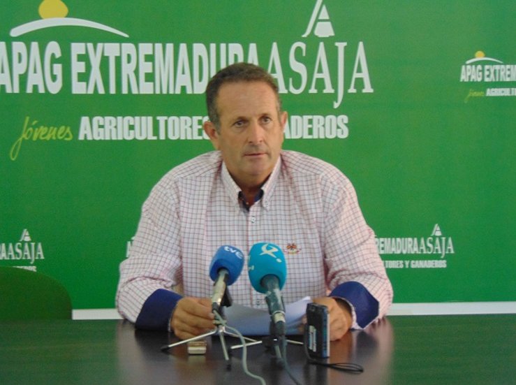 APAG Extremadura Asaja aplaude la desconvocatoria de huelga en el campo
