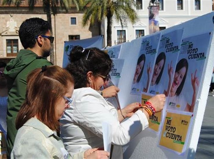 100 personas con discapacidad intelectual piden en Mrida unas elecciones ms fciles