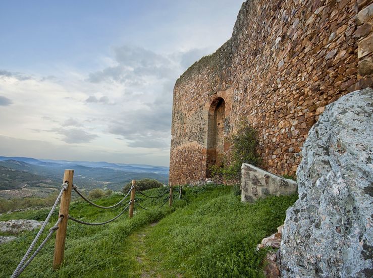 El Castillo Fortaleza de Herrera del Duque abre sus puertas esta Semana Santa 