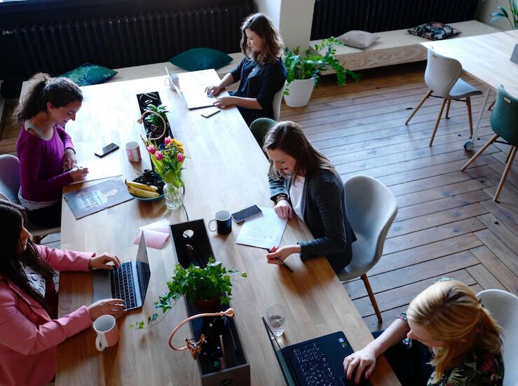 Ayudas a ayuntamientos menores de 20000 habitantes para centros de coworking rurales