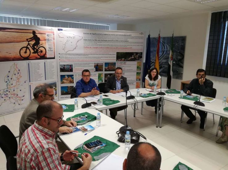 La Junta impulsa la creacin del Comit de Cicloturismo de Extremadura