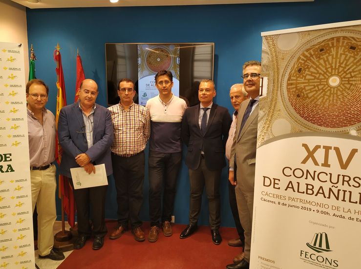 Una veintena de cuadrillas participa en el XIV Concurso de Albailera de Cceres 