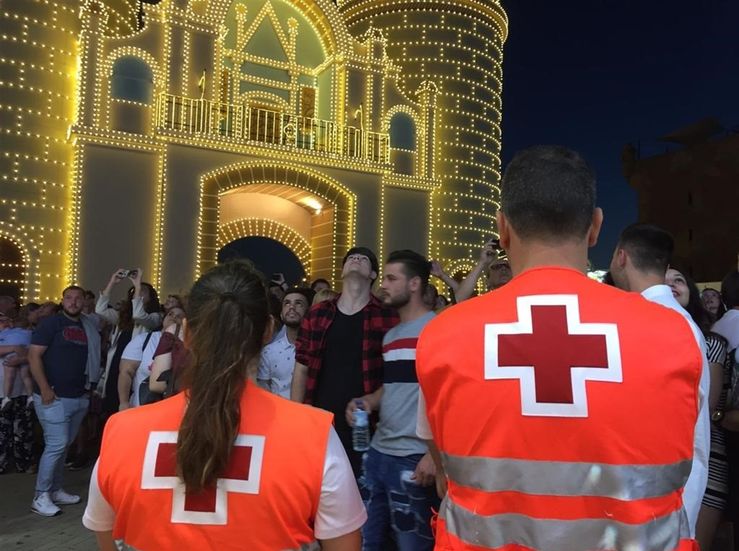 Cruz Roja realiza nueve asistencias en la noche del lunes en la Feria de Badajoz