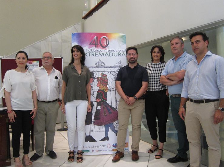 El 40 Festival Folclrico Internacional de Extremadura se celebrar del 10 al 15 de julio