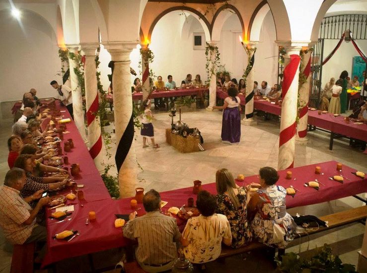 El Festival Templario de Jerez arranca con una cena de poca y un concierto medieval