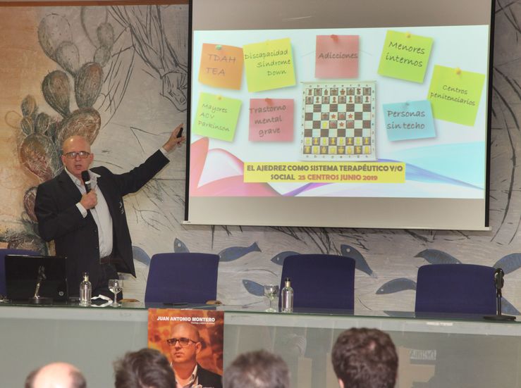 El Club Magic ensea en una universidad alemana mtodo entrenamiento cognitivo con ajedrez