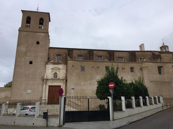 PSOE pide al gobierno de Badajoz ilumine artstica en la fachada de San Agustn