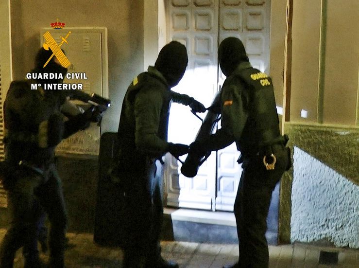 Detenidos seis miembros de un grupo delictivo dedicado al trfico de drogas en Badajoz