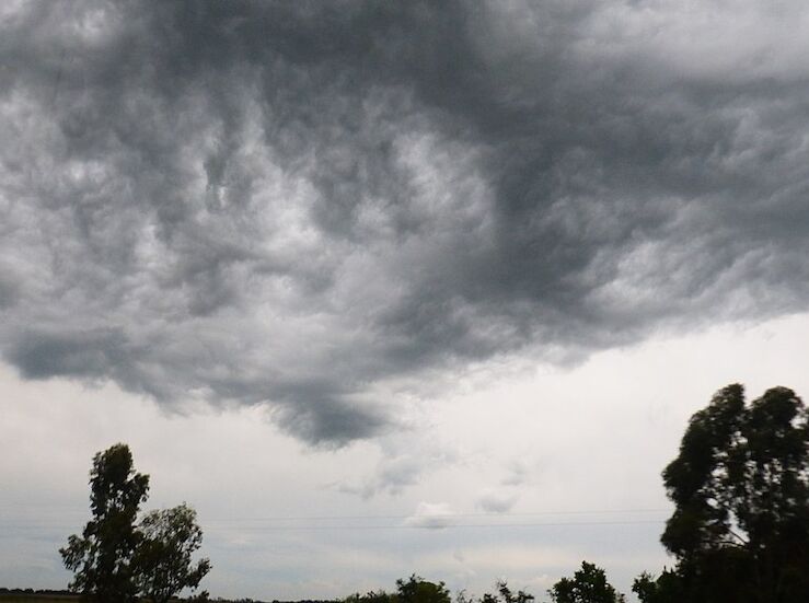 El 112 Extremadura activa la alerta amarilla este lunes por tormentas en el sur de Badajoz
