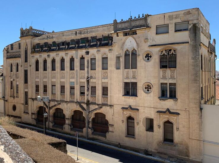 La Cvica de Badajoz critica el preocupante estado del Convento de San Jos