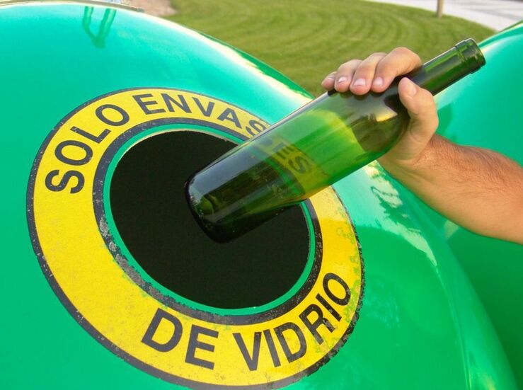Prorrogado convenio entre Ayuntamiento de Mrida y Ecoembes para reciclaje de vidrio