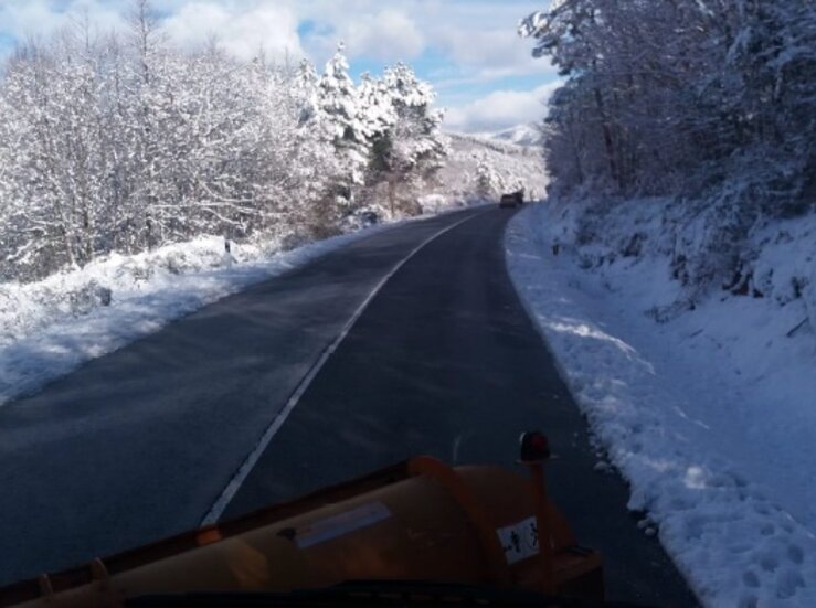 Tres carreteras continan cortadas en Extremadura tras el paso de la borrasca Filomena 
