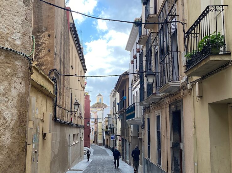 Ayuntamiento Badajoz licita por 150000 obras de soterramiento de cableado en 