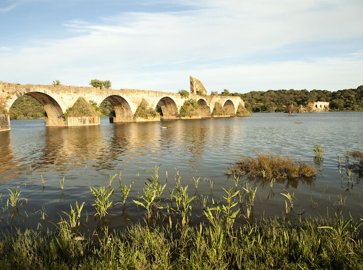 Alqueva un paraso natural de cielo tierra y agua